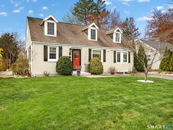 11 Palmer Terrace, Clinton, CT 06413