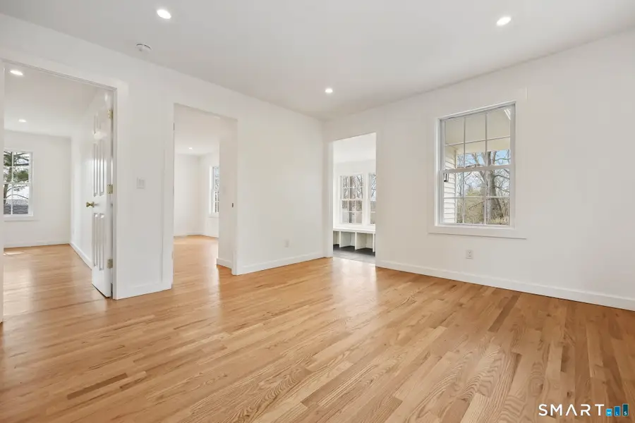 4 Kingsbury Road, New Fairfield, CT 06812 - #3