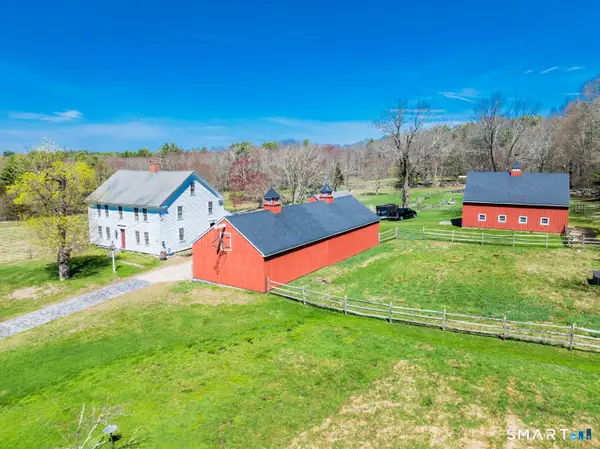 246 Heritage Road, Putnam, CT 06260