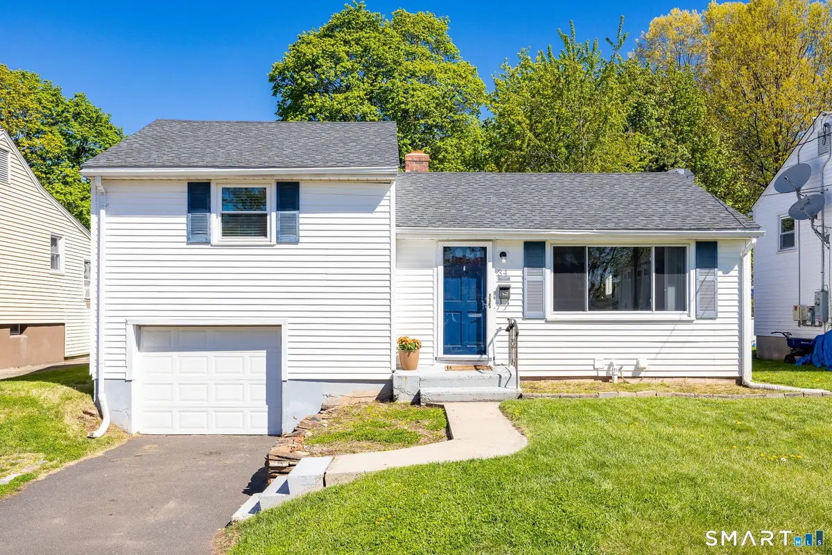 34 Crocker Avenue, West Hartford, CT 06110 - #1