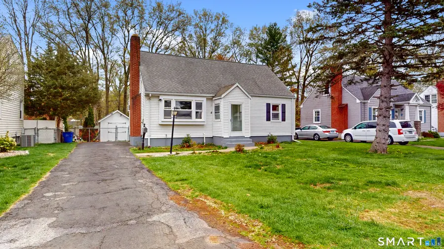8 Madsen Road, West Hartford, CT 06110 - #2