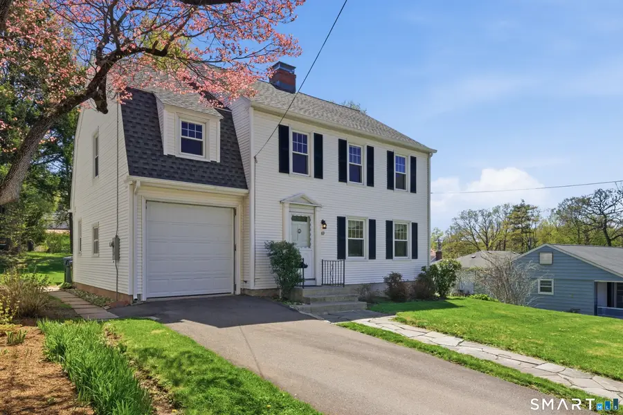 69 Warwick Street, West Hartford, CT 06119 - #2