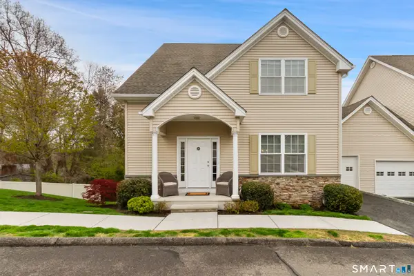 30 Heron View Road, New Fairfield, CT 06812