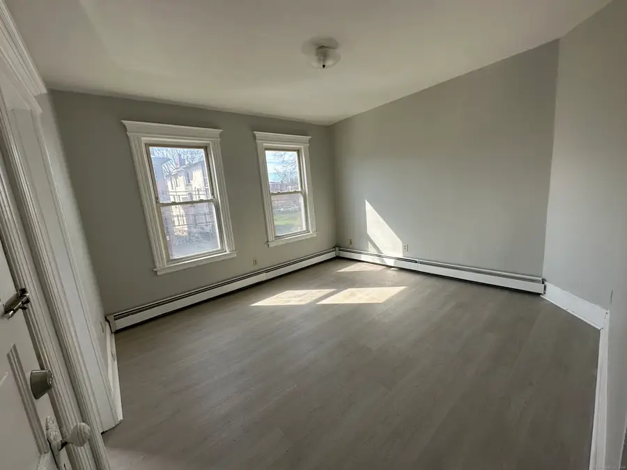 18 South Whitney Street, Hartford, CT 06106 - #3