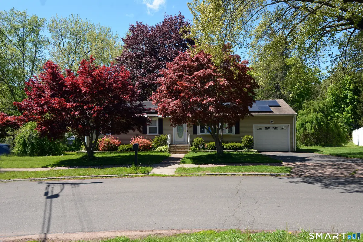 45 Dennis Circle, Hamden, CT 06514 - #1