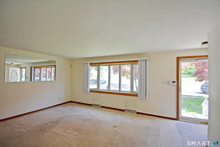 45 Dennis Circle, Hamden, CT 06514 - #3