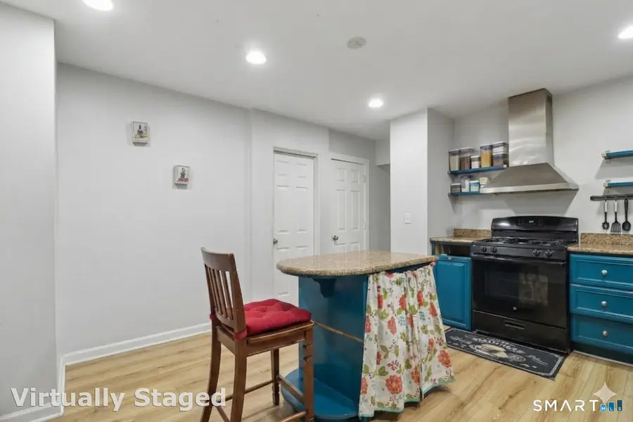 37 Manhan Street, Waterbury, CT 06710 - #3