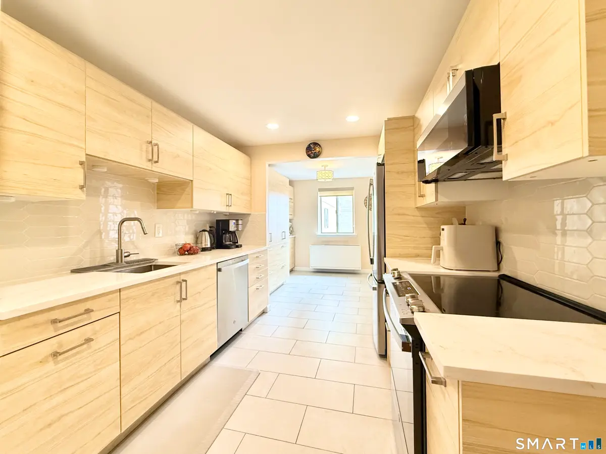 143 Hoyt Street #1N, Stamford, CT 06905 - #1