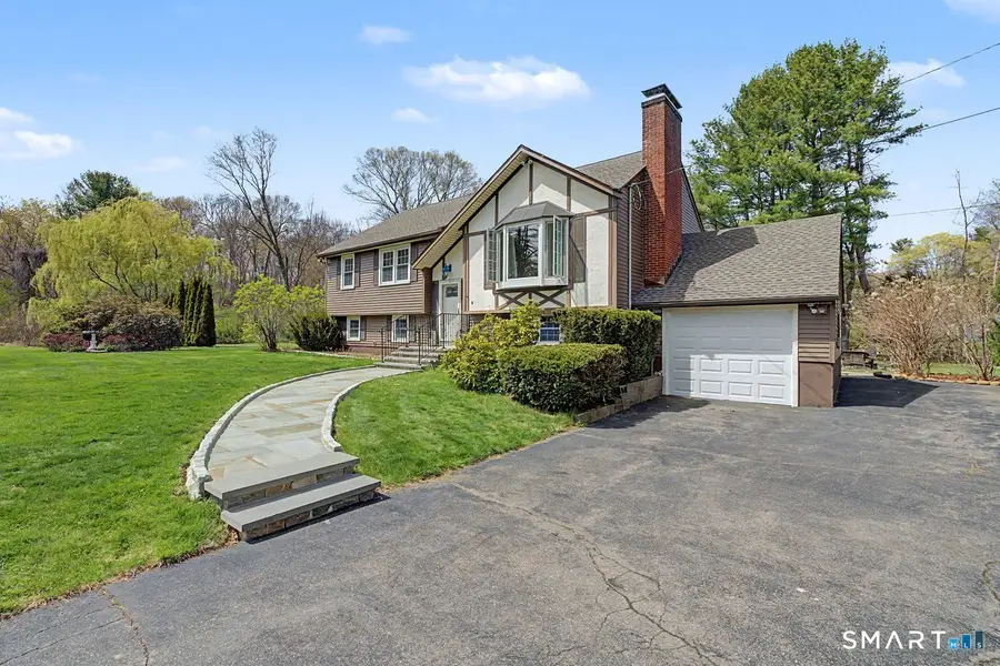 6 Yankee Peddler Path, Madison, CT 06443 - #2