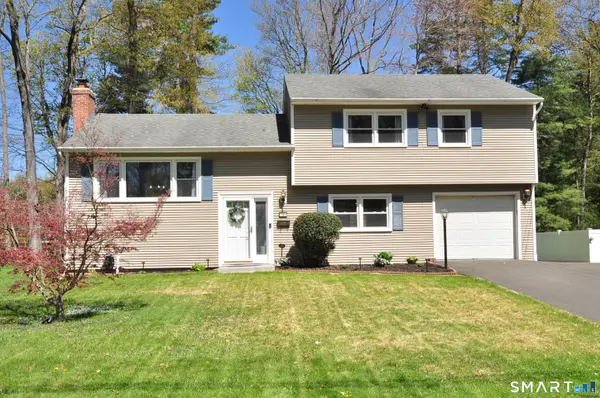 12 Lyman Road, West Hartford, CT 06117