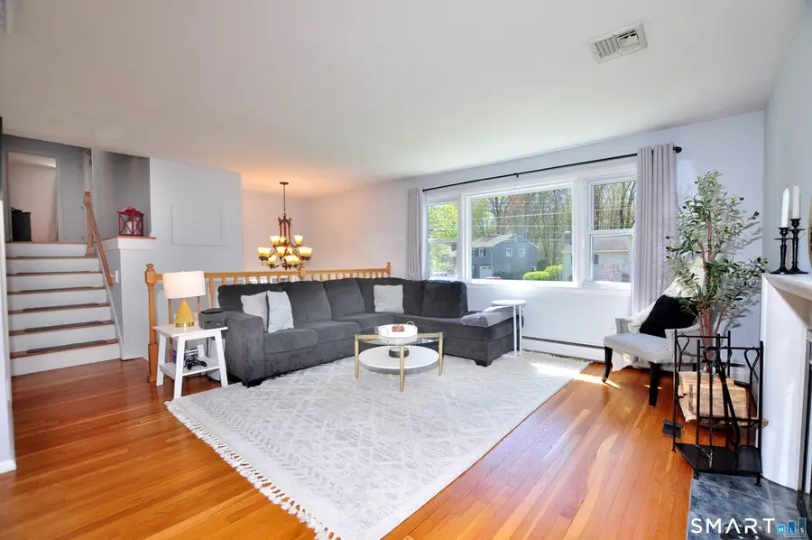 12 Lyman Road, West Hartford, CT 06117 - #3