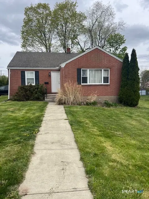 6 Cricket Drive, Meriden, CT 06450