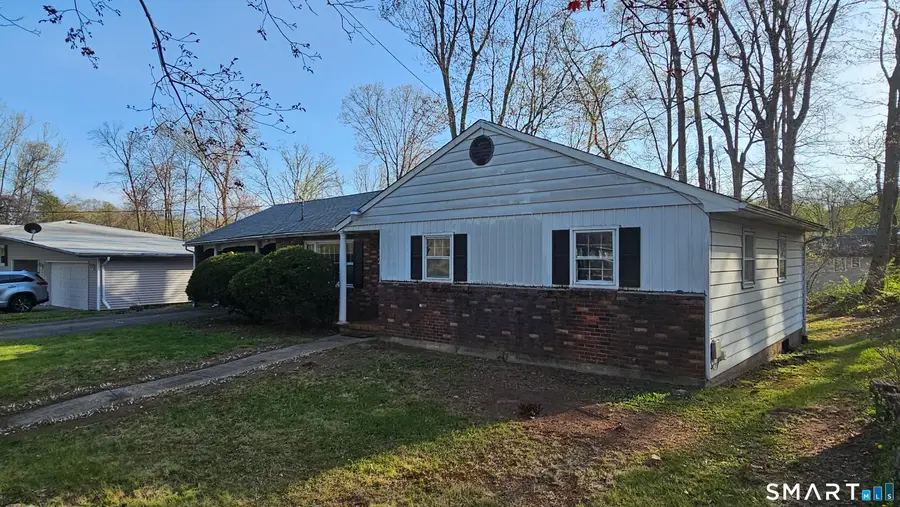 12 Collins Drive, West Haven, CT 06516 - #2