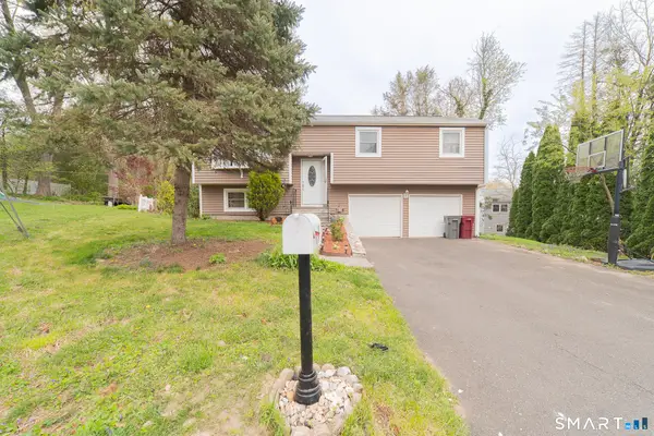 23 West Hill Terrace, Naugatuck, CT 06770