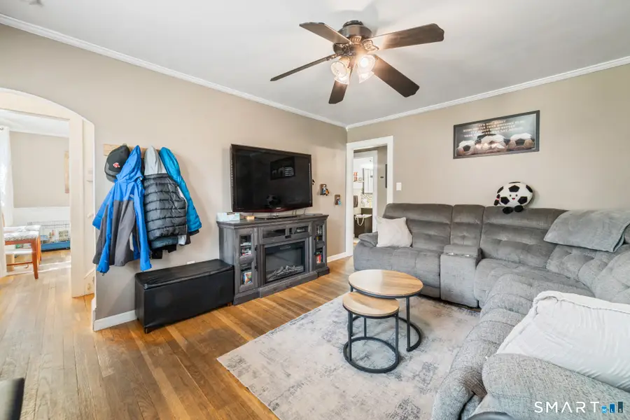 15 Nixon Avenue, Naugatuck, CT 06770 - #3