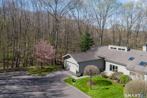 7 Shirecrest, Avon, CT 06001