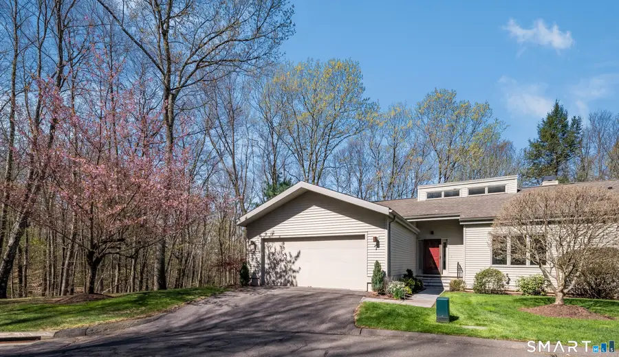 7 Shirecrest, Avon, CT 06001 - #2