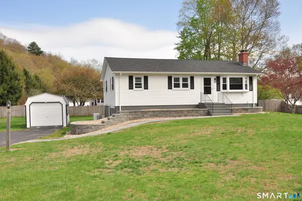 26 Canton Valley Circle, Canton, CT 06019