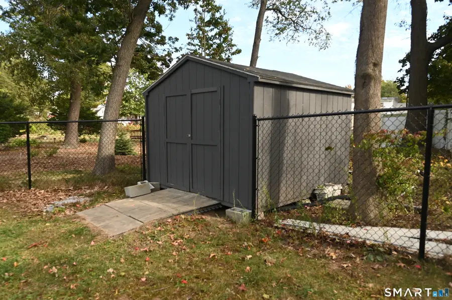 105 Frost Drive, North Haven, CT 06473 - #3