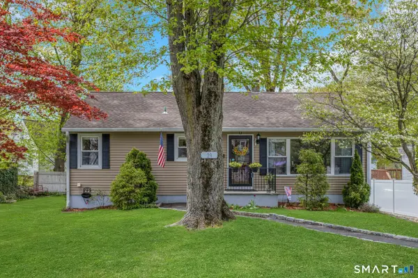 29 Chatham Drive, Norwalk, CT 06854