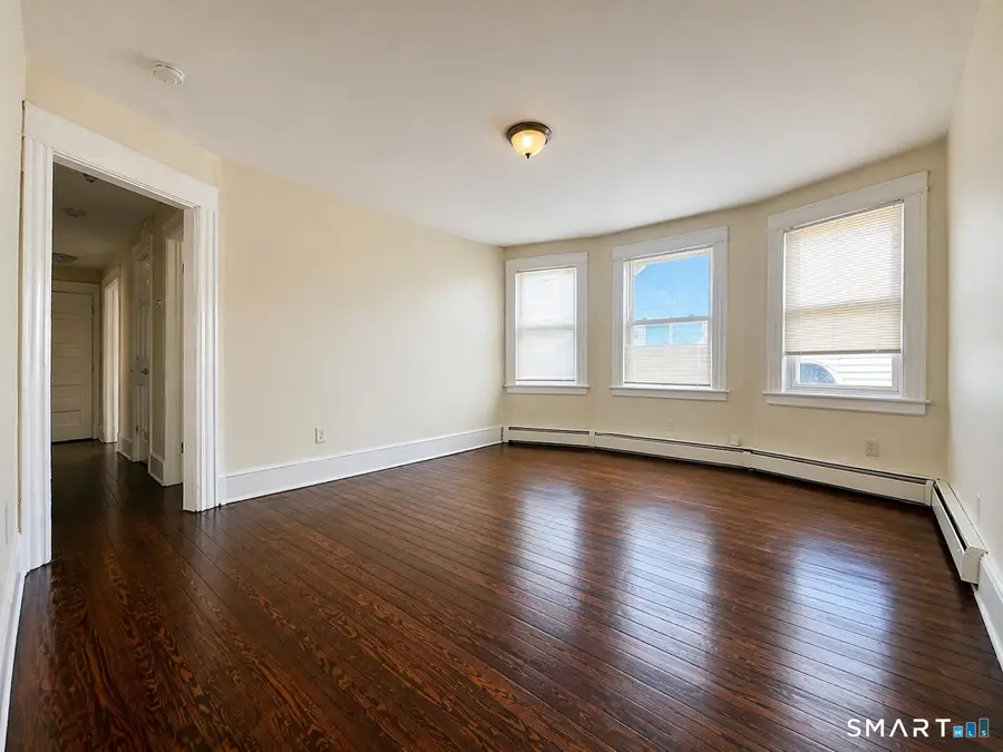 40-44 Vine Street, Bridgeport, CT 06604 - #3