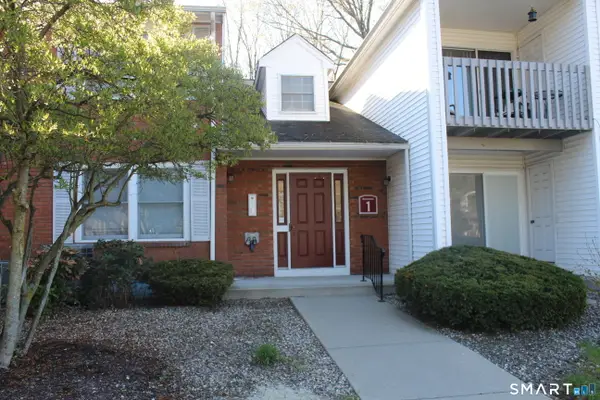 1 Concorde Way #B4, Windsor Locks, CT 06096