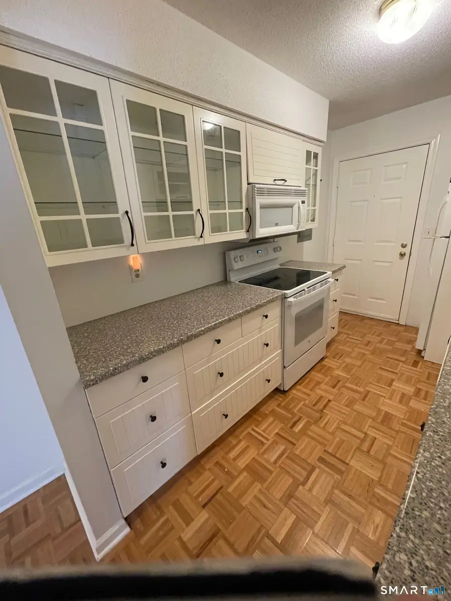 1 Concorde Way #B4, Windsor Locks, CT 06096 - #2