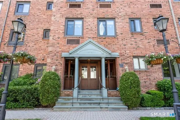 11 Lafayette Court #1C, Greenwich, CT 06830