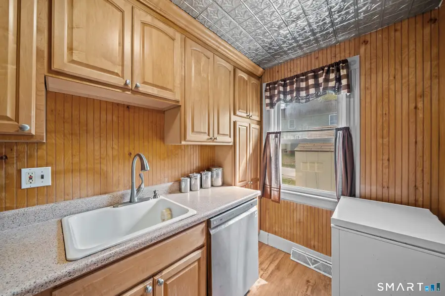 5 Eighth Street, Plainfield, CT 06374 - #2