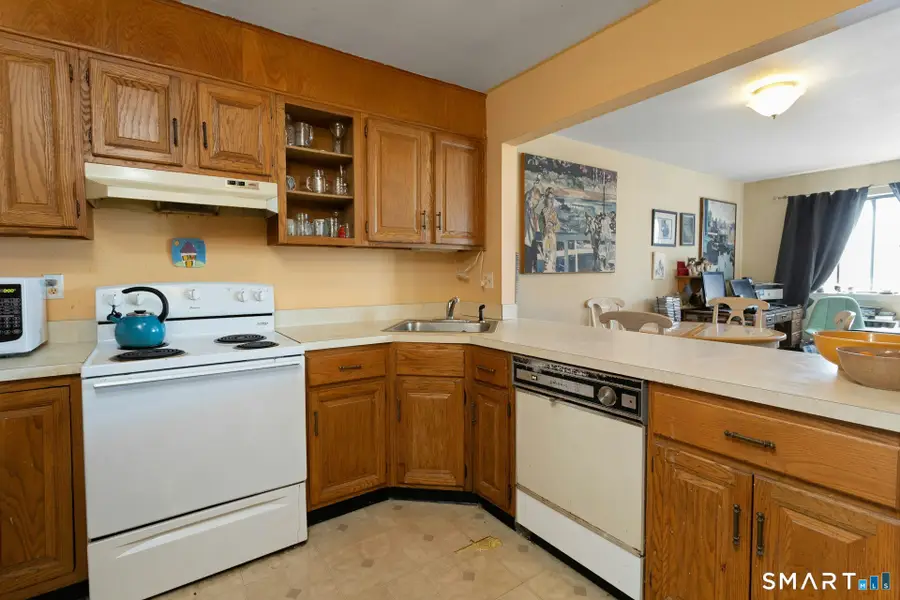 697 Cove Road #2D, Stamford, CT 06902 - #2