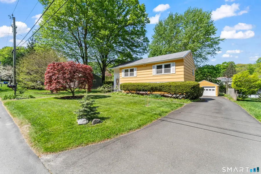10 Brookwood Drive, Bethel, CT 06801 - #2
