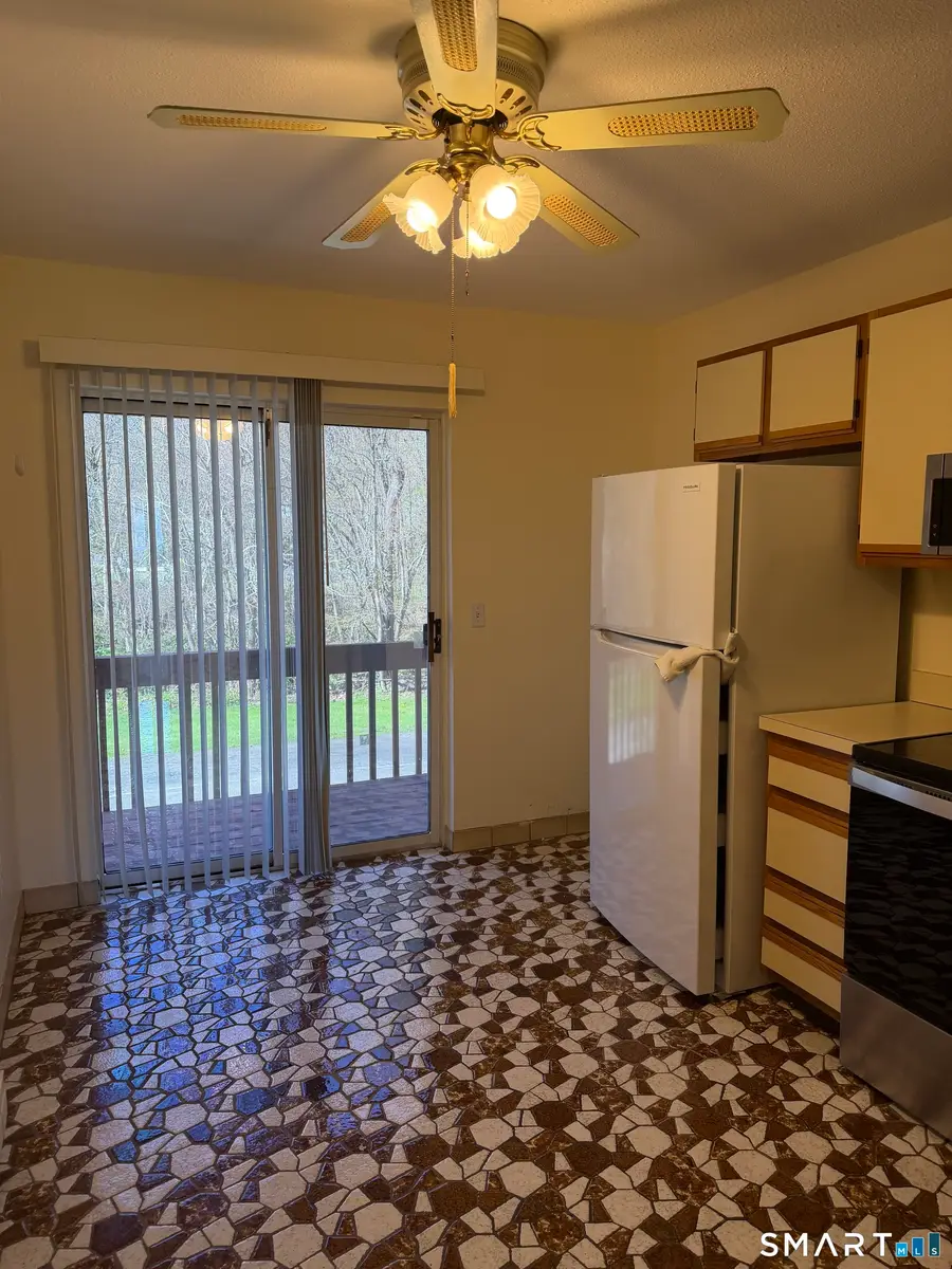 25 Lisa Court #11, Waterbury, CT 06704 - #3