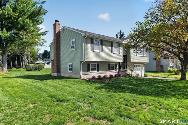 22 Robidoux Drive, Plainville, CT 06062
