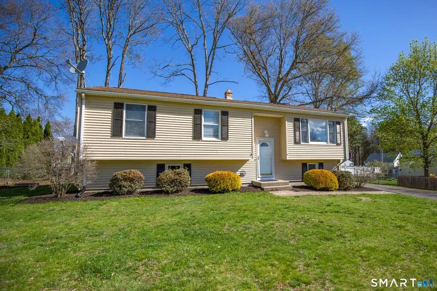 90 Teakwood Road, Springfield, MA 01128 - #3