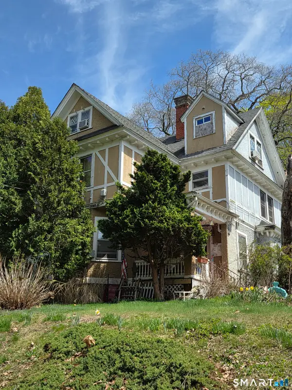 376 Farmington Avenue, Waterbury, CT 06710