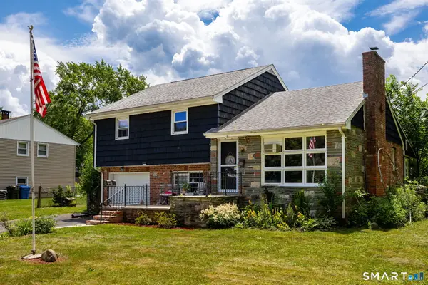 31 Ford Avenue, Norwich, CT 06360