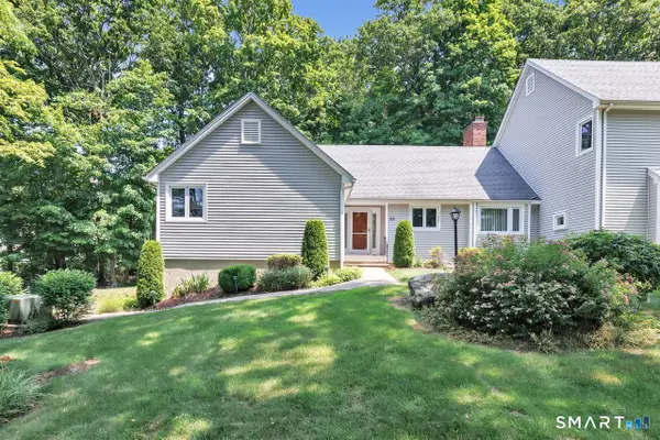 115 Aspetuck Trail #115, Shelton, CT 06484