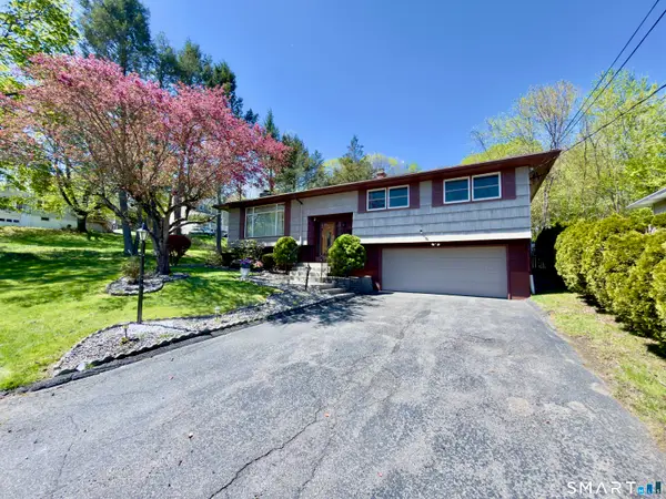 25 Greenfield Avenue, Waterbury, CT 06708