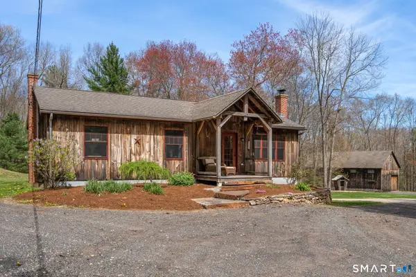49 School House Road, Ellington, CT 06029