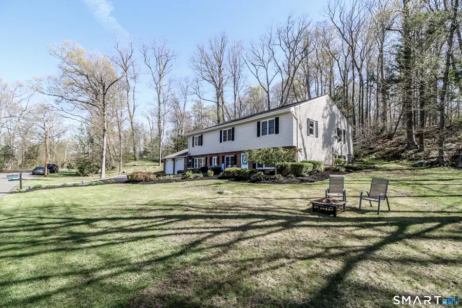 5 Bayberry Drive, Brookfield, CT 06804 - #3