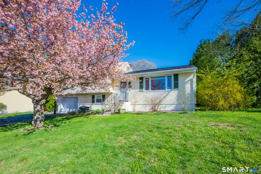 106 Debbie Lane, Naugatuck, CT 06770 - #2