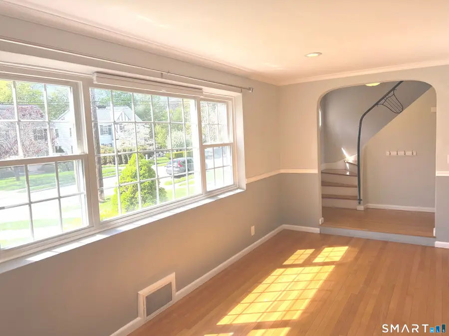 110 Ballard Drive, West Hartford, CT 06119 - #3