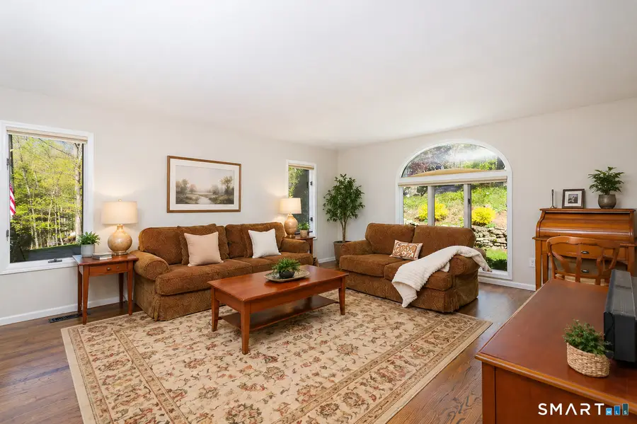 37 Hidden Brook Drive, Brookfield, CT 06804 - #3