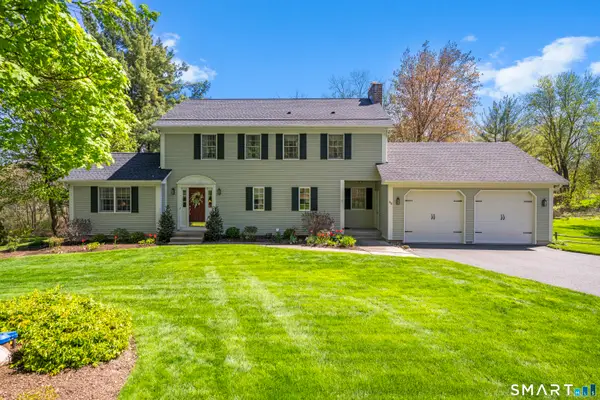 90 Russell Avenue, Suffield, CT 06078
