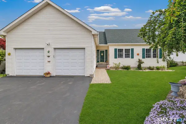 18 Hickory Hill, Shelton, CT 06484