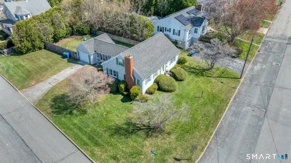 79 Longview Street, Waterford, CT 06385