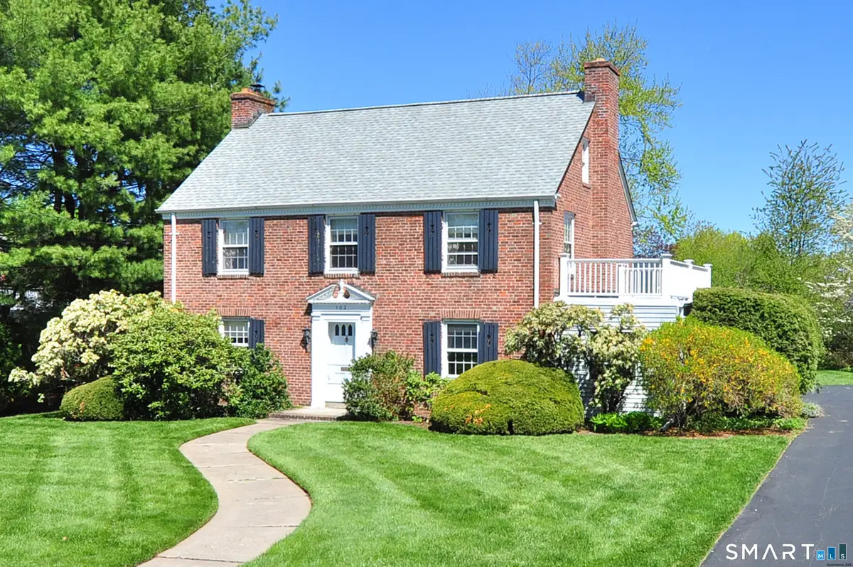 102 Ridgewood Road, West Hartford, CT 06107 - #1