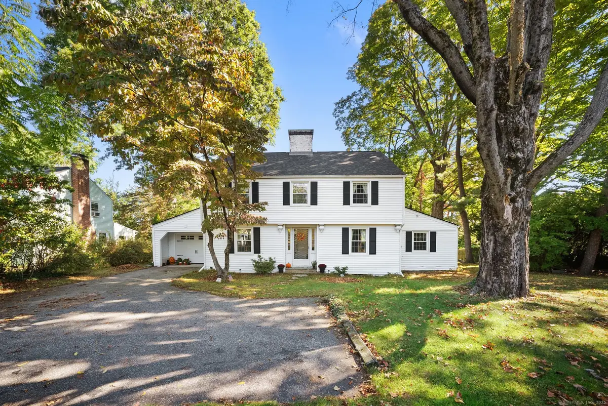 236 Ridgewood Road, West Hartford, CT 06107 - #1