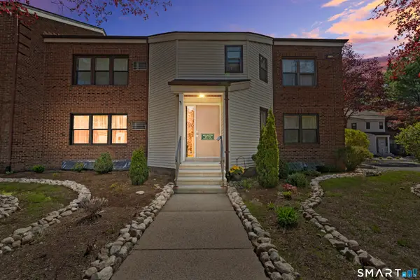 69 Wellington Drive #69, Farmington, CT 06032