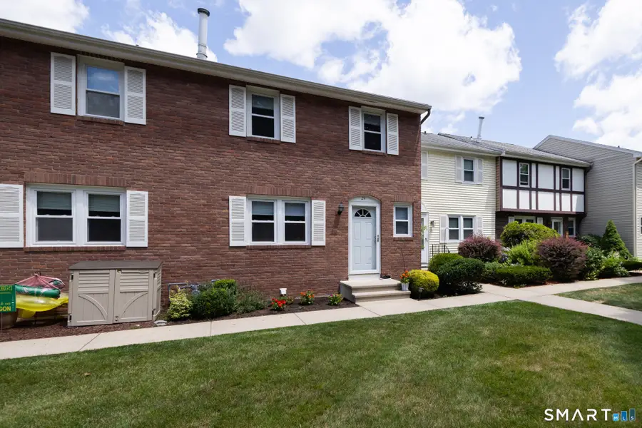 24 East Gate Lane #24, Hamden, CT 06514 - #3